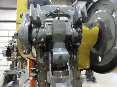 L & J 60 Ton Geared OBI Punch Press 5Hp 4" Stroke 9-1/2" Throat 220/440V 3Ph