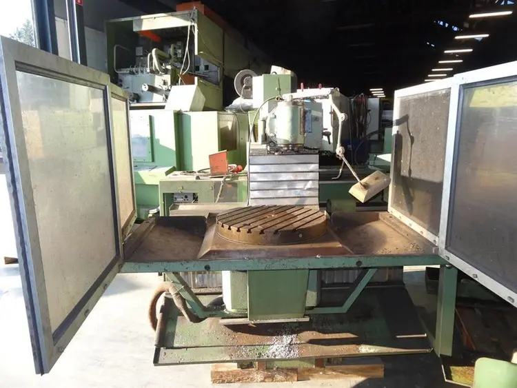 Used MAHO MH 700C X: 700 - Y:500 - Z: 400MM Universal Machining Centers | Apt International N.V #364558