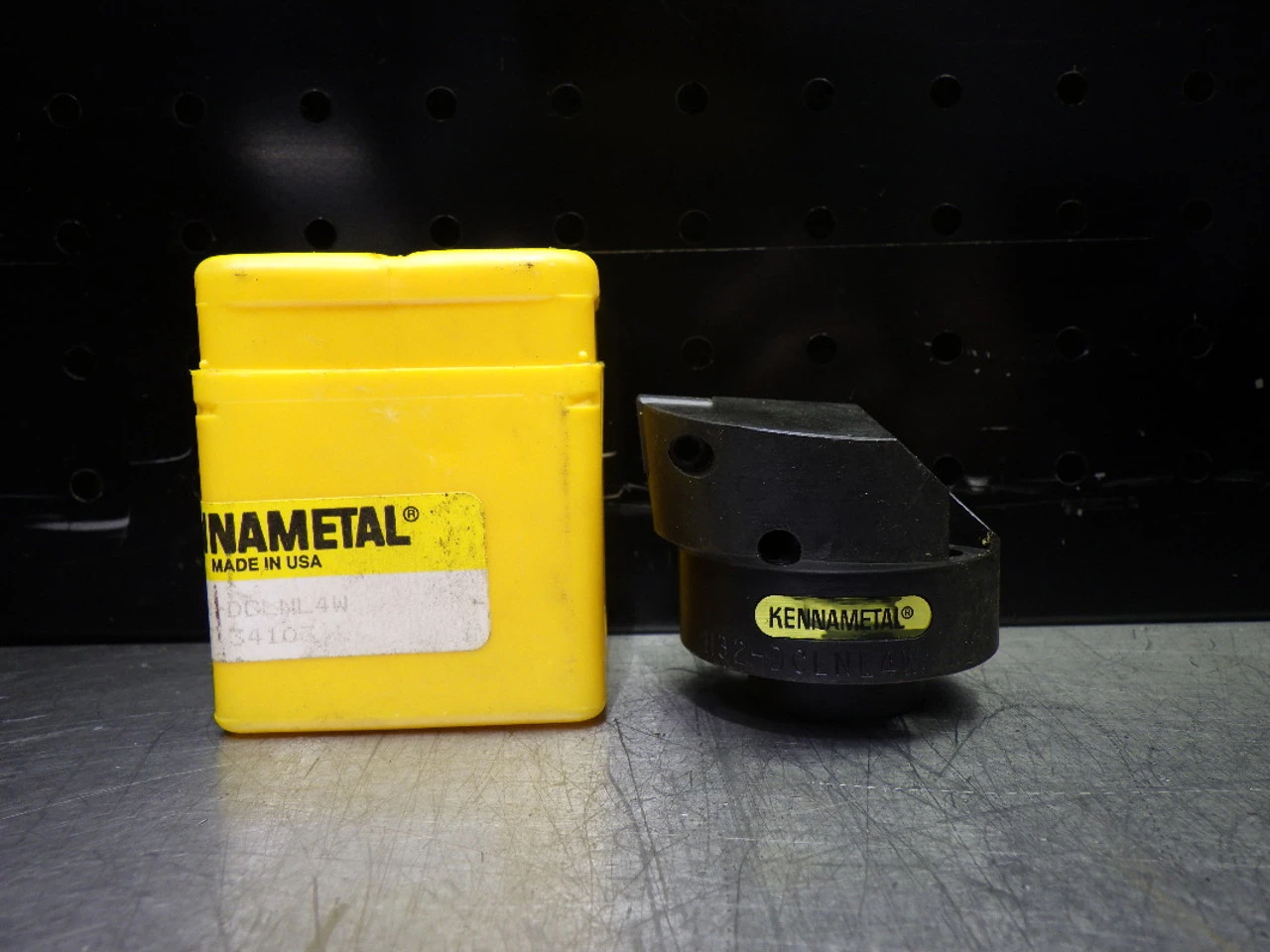 Kennametal H32 Indexable Finish Boring Head H32-DCLNL4W (LOC3642)