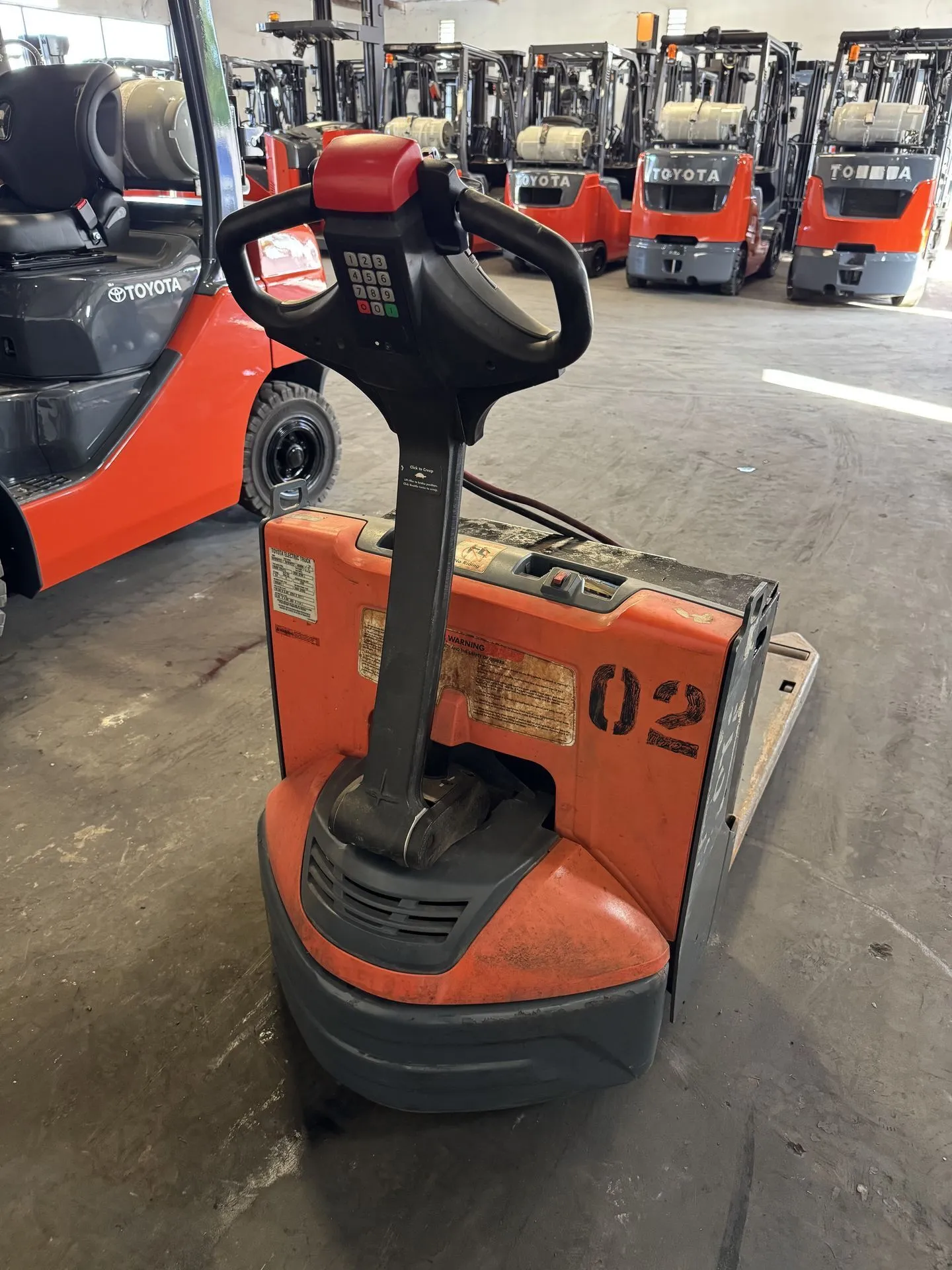 USED 2021 TOYOTA 8HBW23