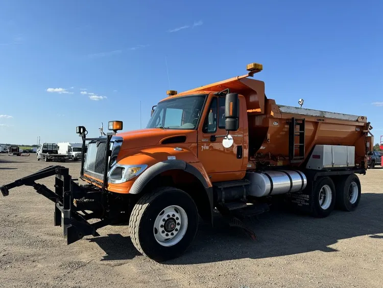 Used 2006 INTERNATIONAL 7600 PLOW Dump trucks Minnesota US | Carco Truck & Equipment #1514145