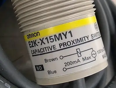 Omron E2K-X15MY1 Proximity Sensor Loc5C18