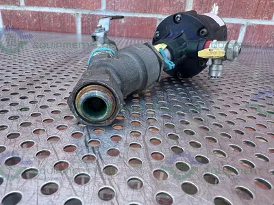 USED GEMU 554/15 PNEUMATIC ANGLE SEAT GLOBE VALVE W/ 1/2" COMPRESSION FITTING, VALVE