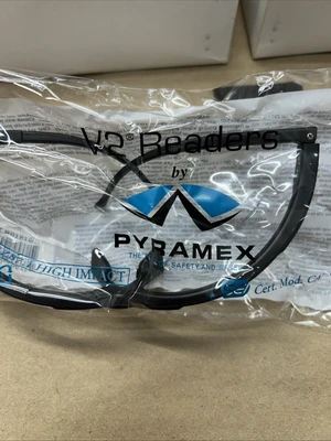 NEW Pyramex SB1810R20