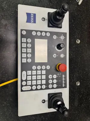 2013 ZEISS CONTURA G2 10.12.6 Coordinate Measuring Machines | Machnet (4)