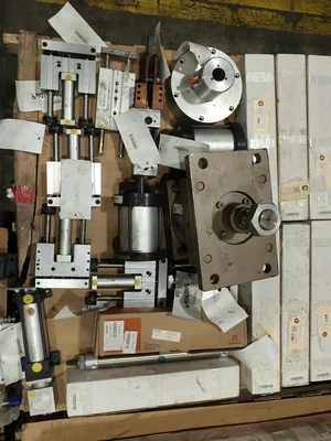 Used _UNKNOWN_ _UNKNOWN_ Pneumatic Cylinders Ohio US | Aucto #1307548