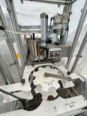 AUXIEMBA HOT MELT ADHESIVE TAX SEAL APPLICATION MACHINE