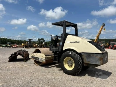 Used 2005 INGERSOLL-RAND SD70D Single Drum Rollers North Carolina US | Southeastern Equipment Corp #1467766
