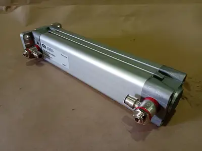 NEW AVS 61M-2R-040-A-0160