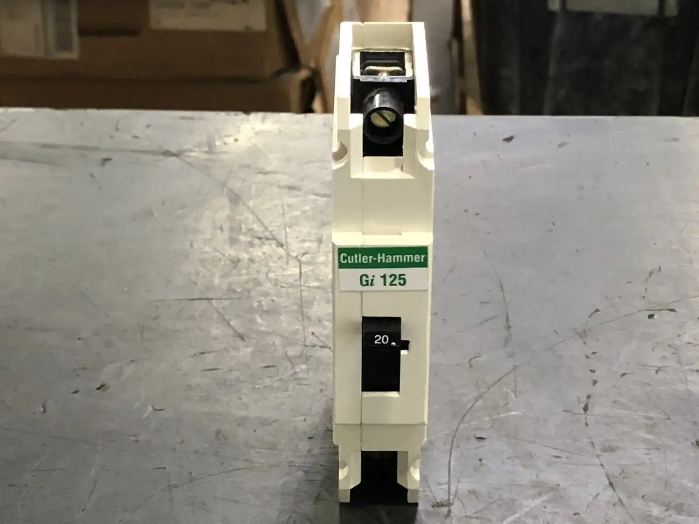 NEW CUTLER-HAMMER GI1020