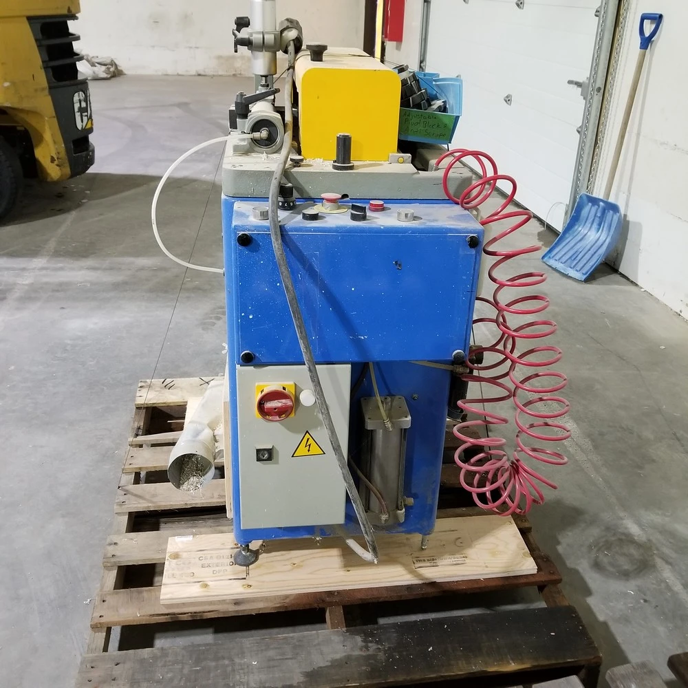 Pertici End milling machine Type ML 124-A