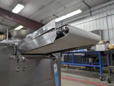 AM Manufacturing Round-O-Matic Dough Rounder