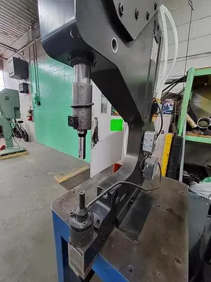 USED BTM 4V410-15