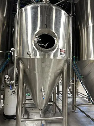 Used 2015 GW KENT 30FV Stainless Steel Tanks Oregon US | Ager Tank & Equipment Co. #1059854