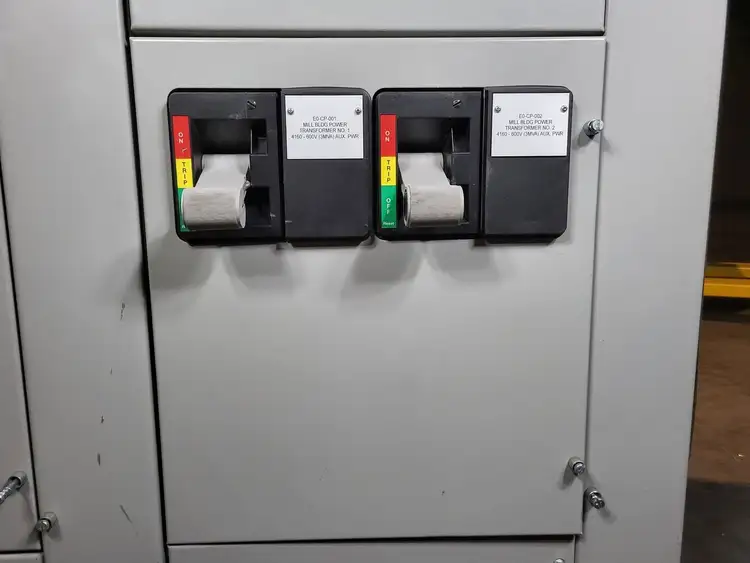 Used EATON CUTLER-HAMMER HFD3015 Switchgears British Columbia CA | Lenmark #239894