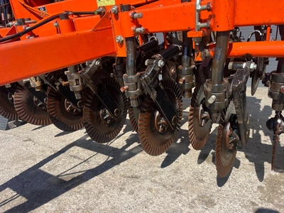 TYE 7ft Pasture Pleaser No Till Seed Drills | County Equipment Company LLC (8)