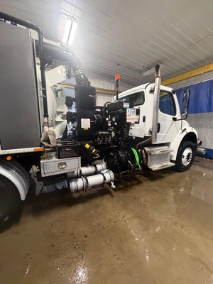 2016 Aquatech B10 Combination Sewer Cleaners | VacSource (6)