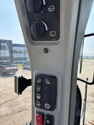 USED 2021 CATERPILLAR D5 LGP