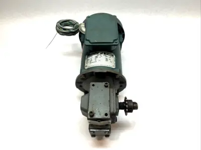 USED RELIANCE ELECTRIC MOTORS 1/4 HP 90V 1750 RPM SE0056C DC MOTOR