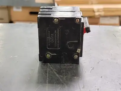 USED CUTLER-HAMMER BR220
