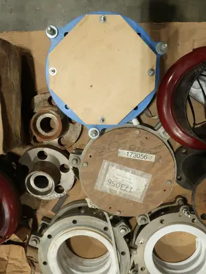 2 PALLETS OF ASSORTED COUPLINGS, EXPANSION JOINTS, REXNORD, TB WOODS, GOULDS