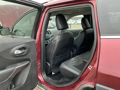 USED 2019 JEEP CHEROKEE