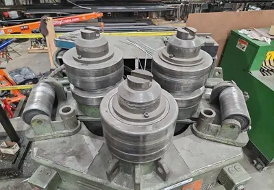 USED ROUNDO ....................... R-4YEAR NEW: ................... 1980
