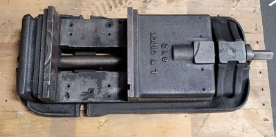 LW Chuck Milling Vise Tooling & Accessories, Tooling | Machinery Central (2)