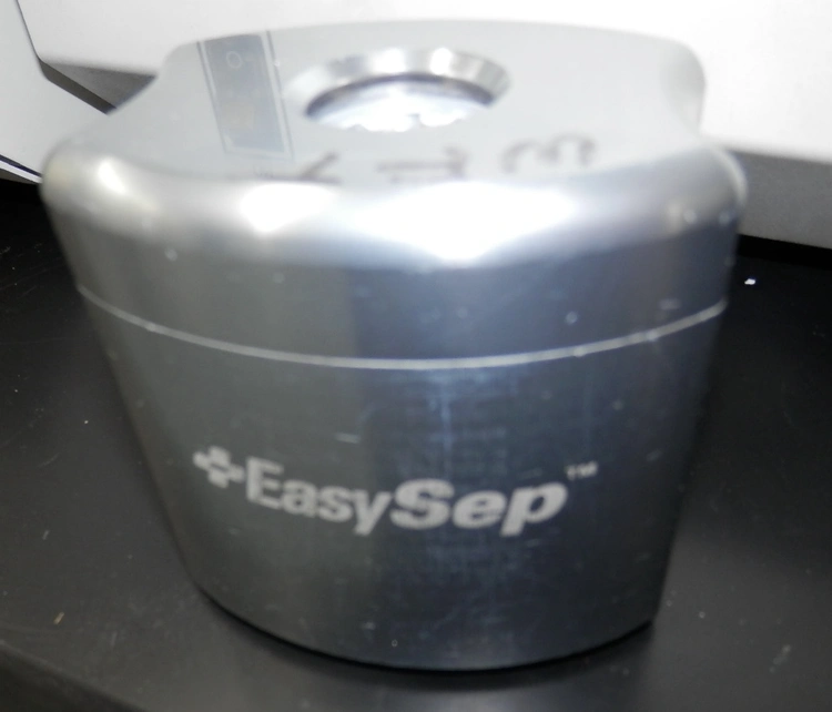 Used _UNKNOWN_ _UNKNOWN_ Magnetic Separators California US | Biotech Equipment Sales #1464809