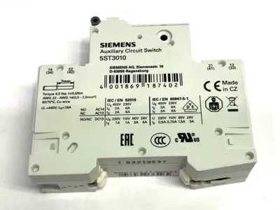 USED SIEMENS CIRCUIT BREAKER 1P 6A 230/400V W/ 5ST3010 AUXILIARY SWITCH