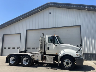 USED 2012 INTERNATIONAL LF667