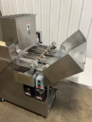 USED 2015 MAGNA MIXER 17V-SX3-G