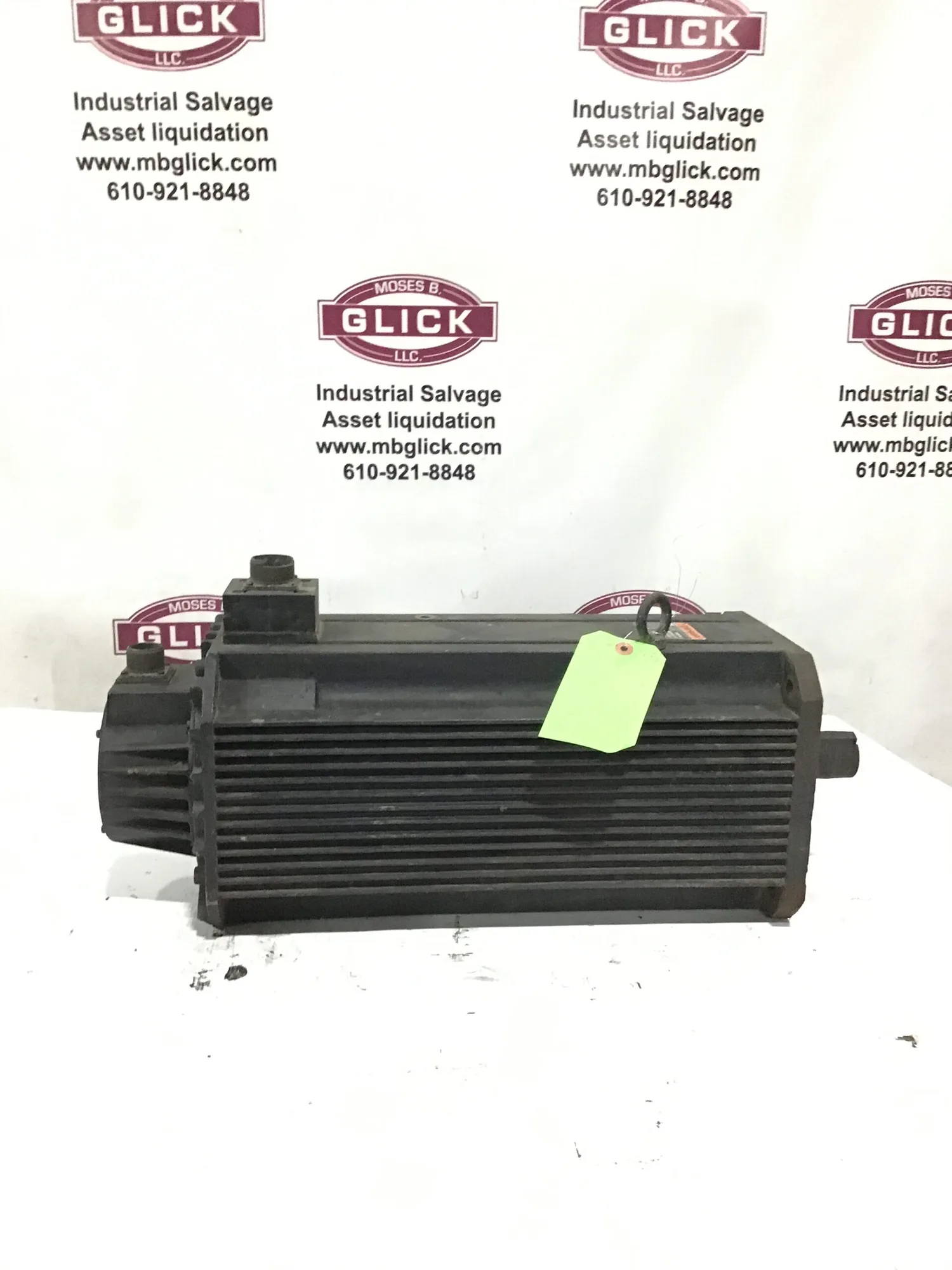 Toshiba 22L2-7500R DC Brushless Servo Motor 487 Rated Torque 1500 RPM