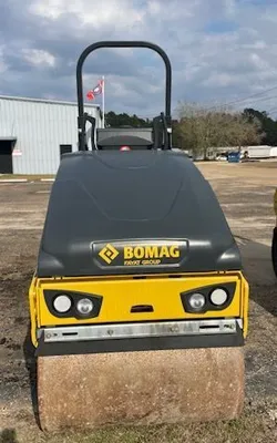 2026 BOMAG BW 100 SL-5 Tandem Vibratory Rollers | Mid South Machinery (3)