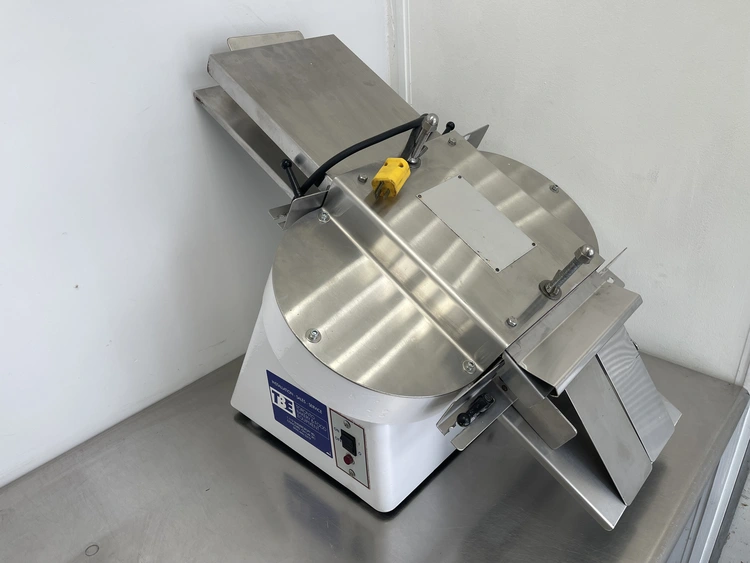 Used OLIVER CENTER HINGE Bread Slicers Ontario CA | Toronto Bakery Equipment #1060359