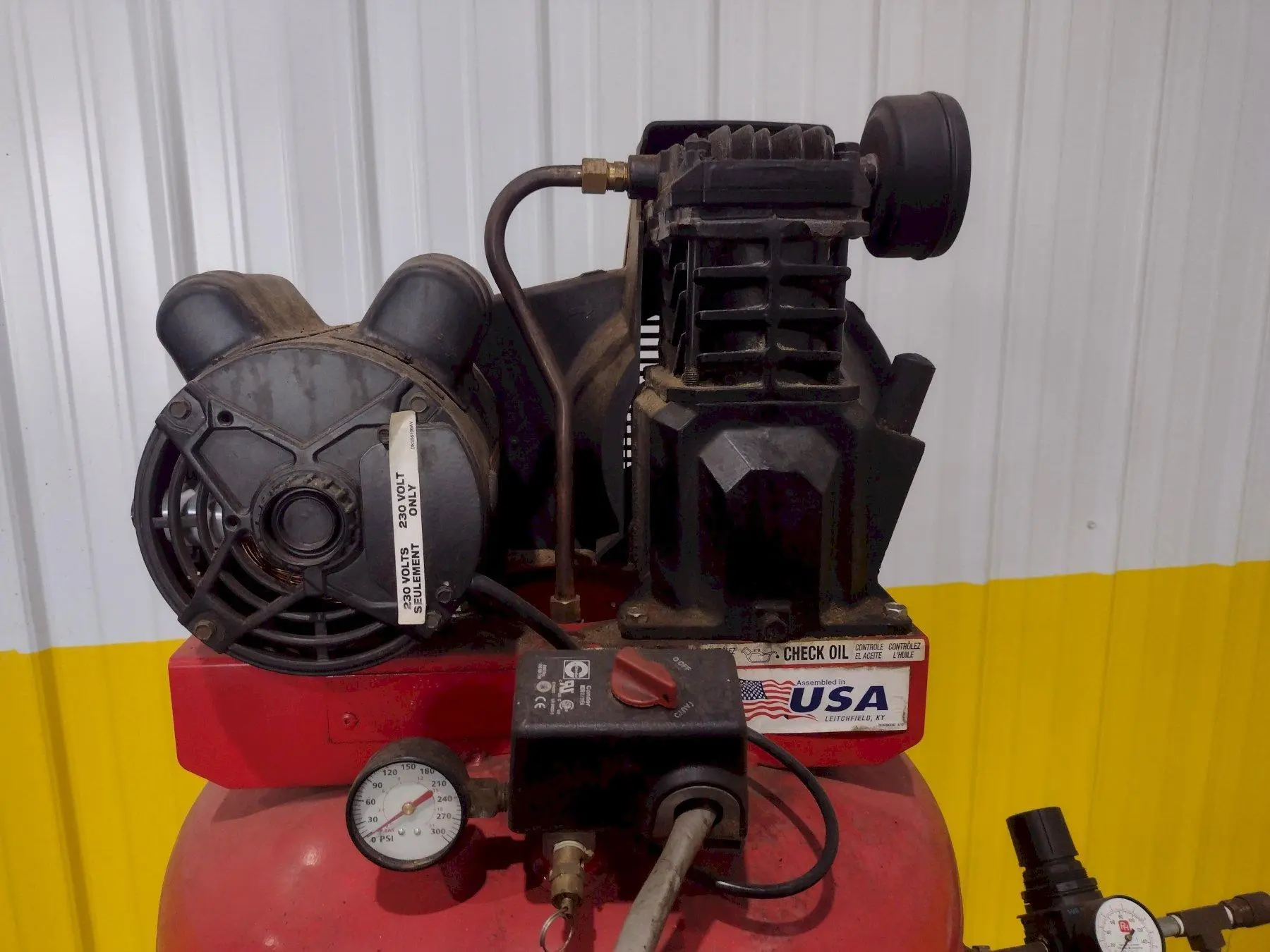 USED HUSKY VT631403AJ