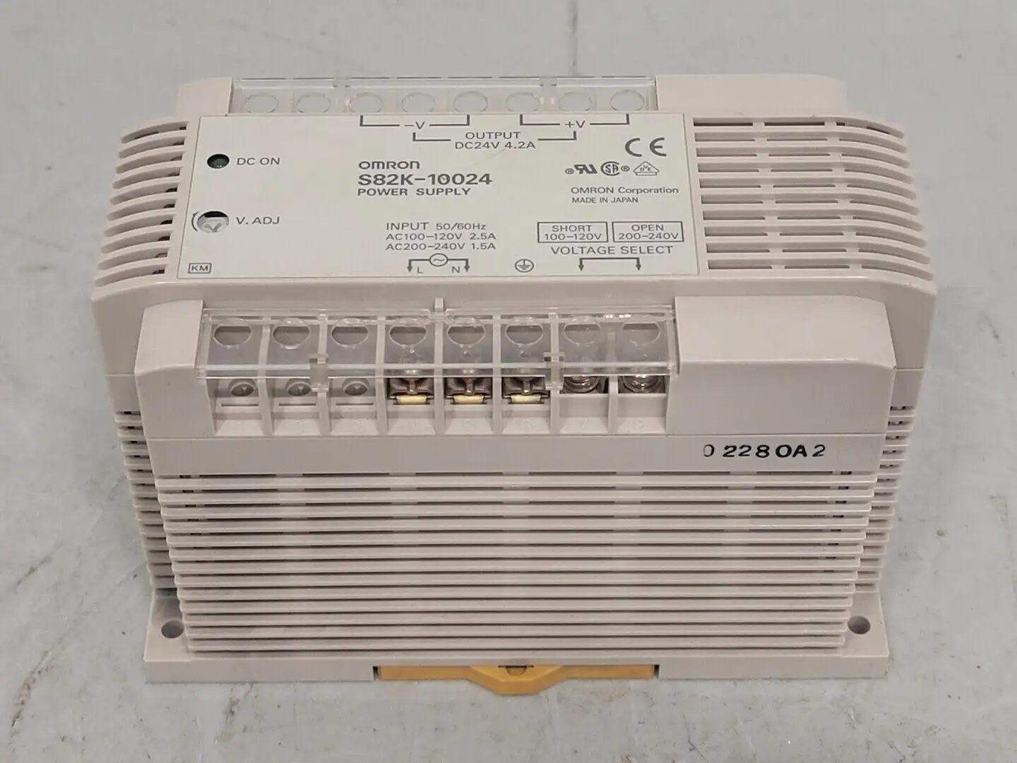 USED OMRON S82K-10024