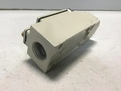 USED YAMATAKE LJA10-11A21N-003