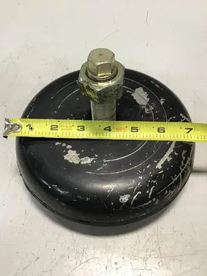 USED METAL FABRICATOR LEVELING PAD