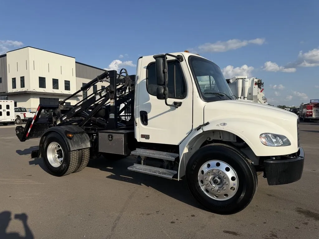 Used 2025 FREIGHTLINER M2 106 PLUS CONTAINER Garbage trucks Minnesota US | Carco Truck & Equipment #1513926