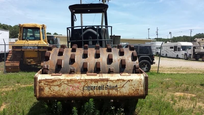 2002 Ingersoll-Rand SD105DX 84" Soil Compactor