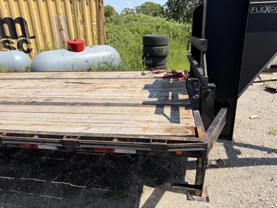 Used 2019 ELITE GOOSENECK DOVETAIL 32' Deckover Trailers Indiana US | Miedema Asset Management Group #1437044