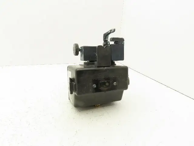 Used QUAD TECH _UNKNOWN_ Miscellaneous MRO | Arrow Industrial #648093