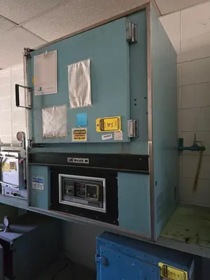 Used _UNKNOWN_ _UNKNOWN_ Lab Ovens Ohio US | Myron Bowling Auctioneers Inc #1504663