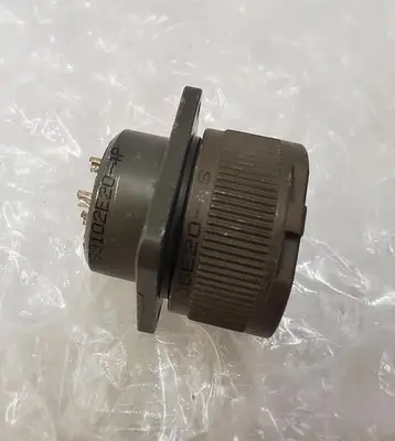 ITT CANNON-6 20-4 ELECTRICAL CONNECTOR