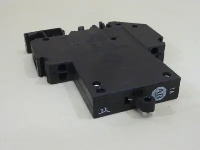 USED ALLEN BRADLEY 1492-GS1G010 SER A