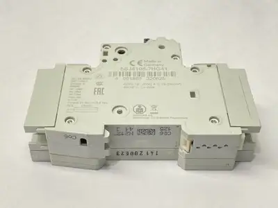 5SJ4106-7HG41 | Siemens  Miniature Circuit Breaker 1-Pole 6A 240V w/ 5ST3010-0HG - Used