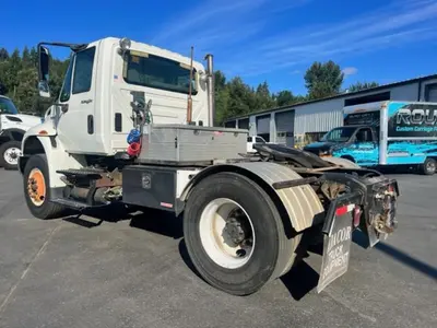 Used 2009 INTERNATIONAL DURASTAR 4400 Cab Chassis trucks Washington US | Puget Sound Truck Sales #1546537