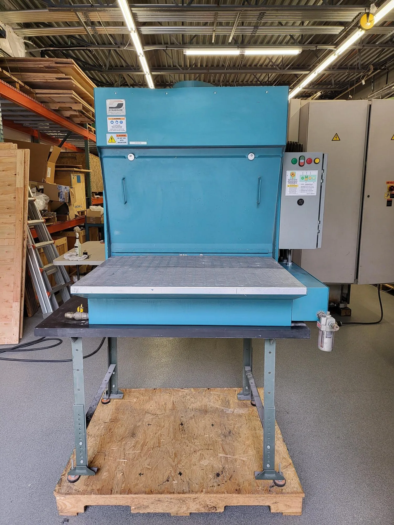 USED 2014 DYNABRADE 64350