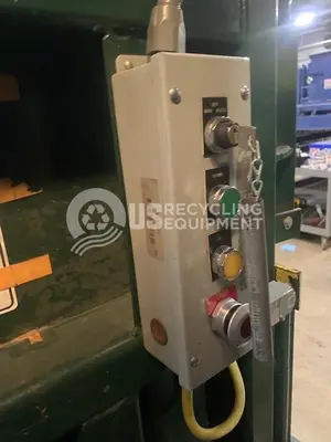 USED EPCO EX-2000 DEEP CHAMBER VERTICAL BALER